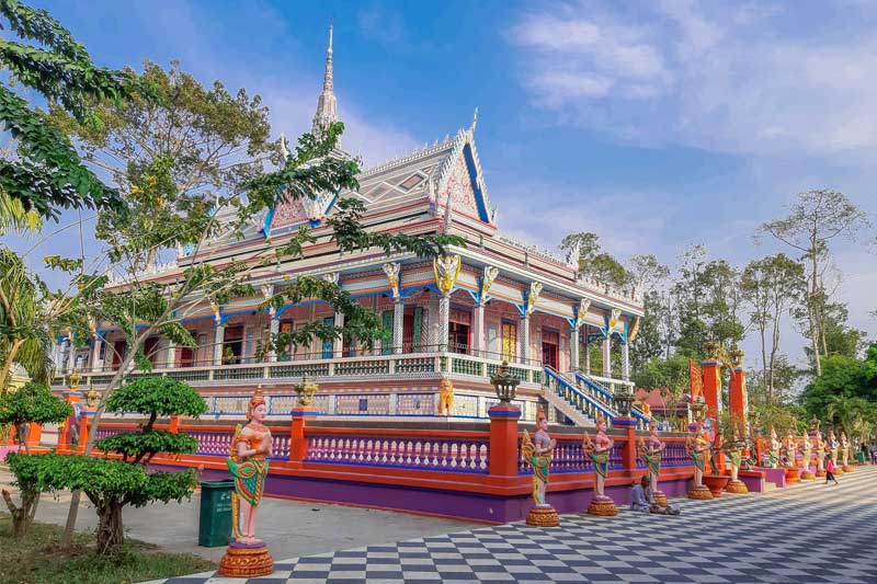 Khách sạn Phượng Hoàng Sóc Trăng, nen-tham-quan-nhung-dau-trong-chuyen-du-lich-soc-trang-tu-tuc-mua-he